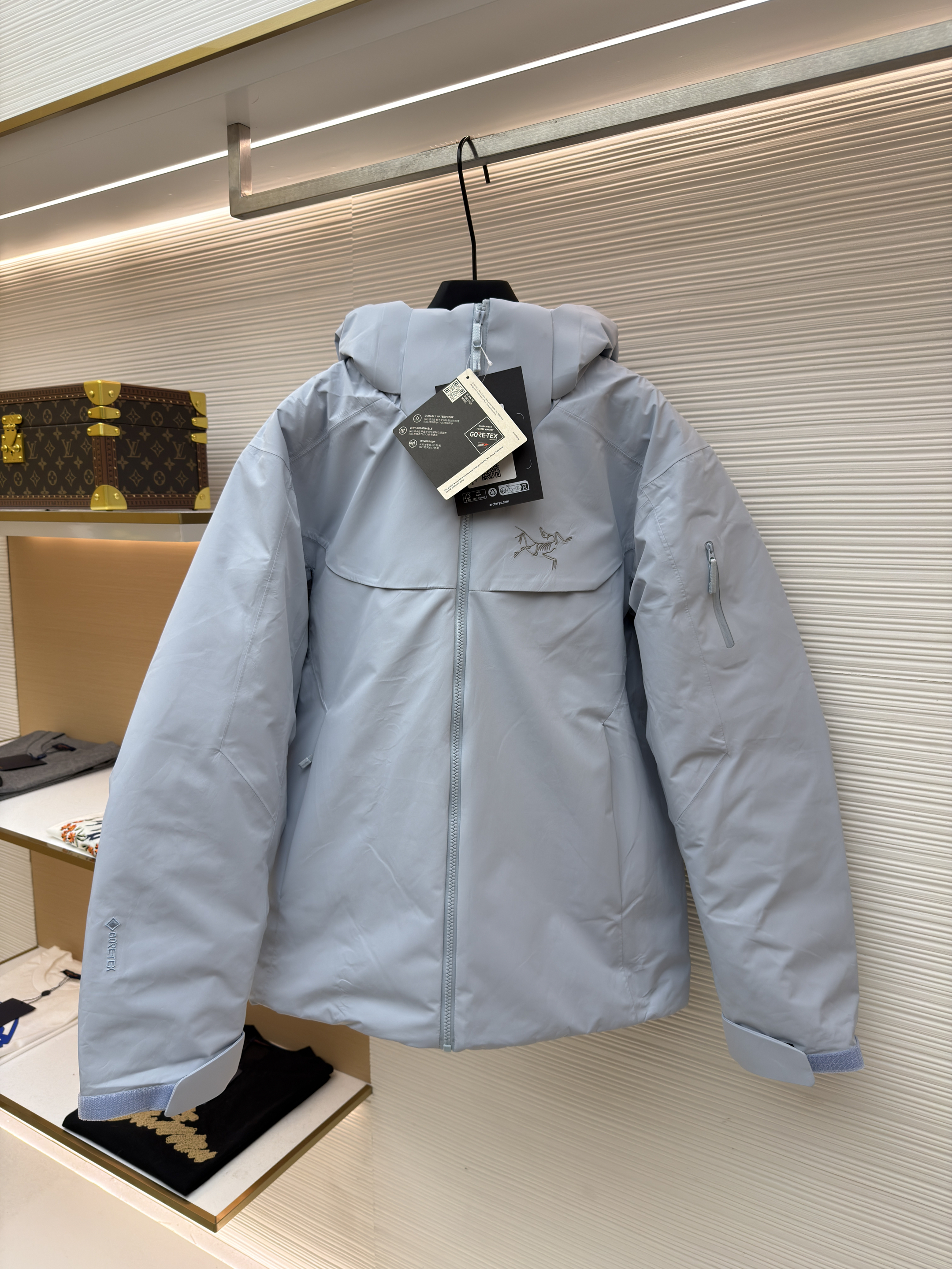 아크테릭스 Macai 시리즈 다운 스키 자켓