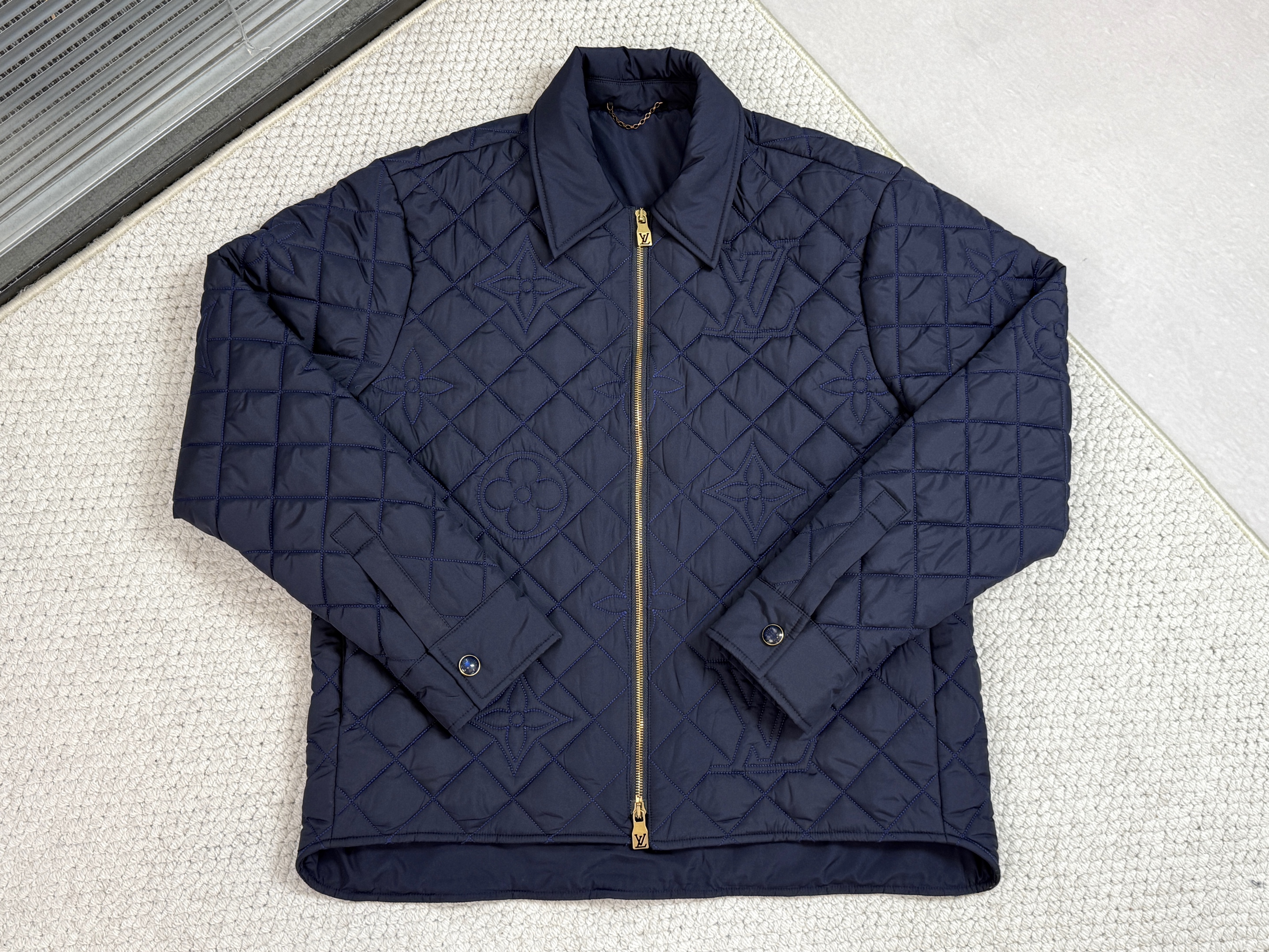 LV 퀼팅 코튼 재킷