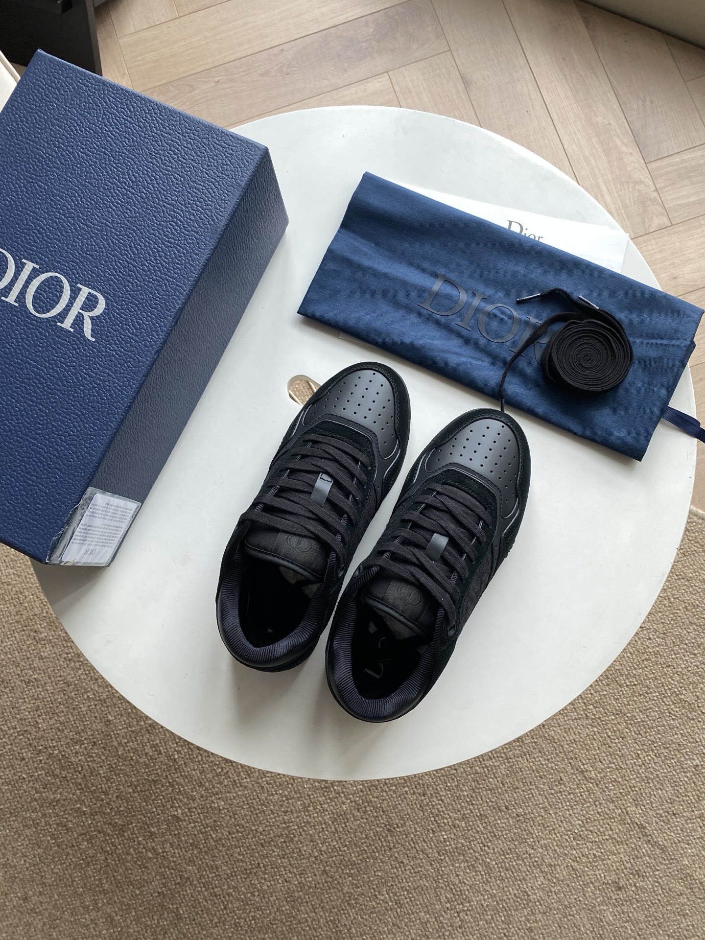 디올 남자 B27 로우탑 스니커즈