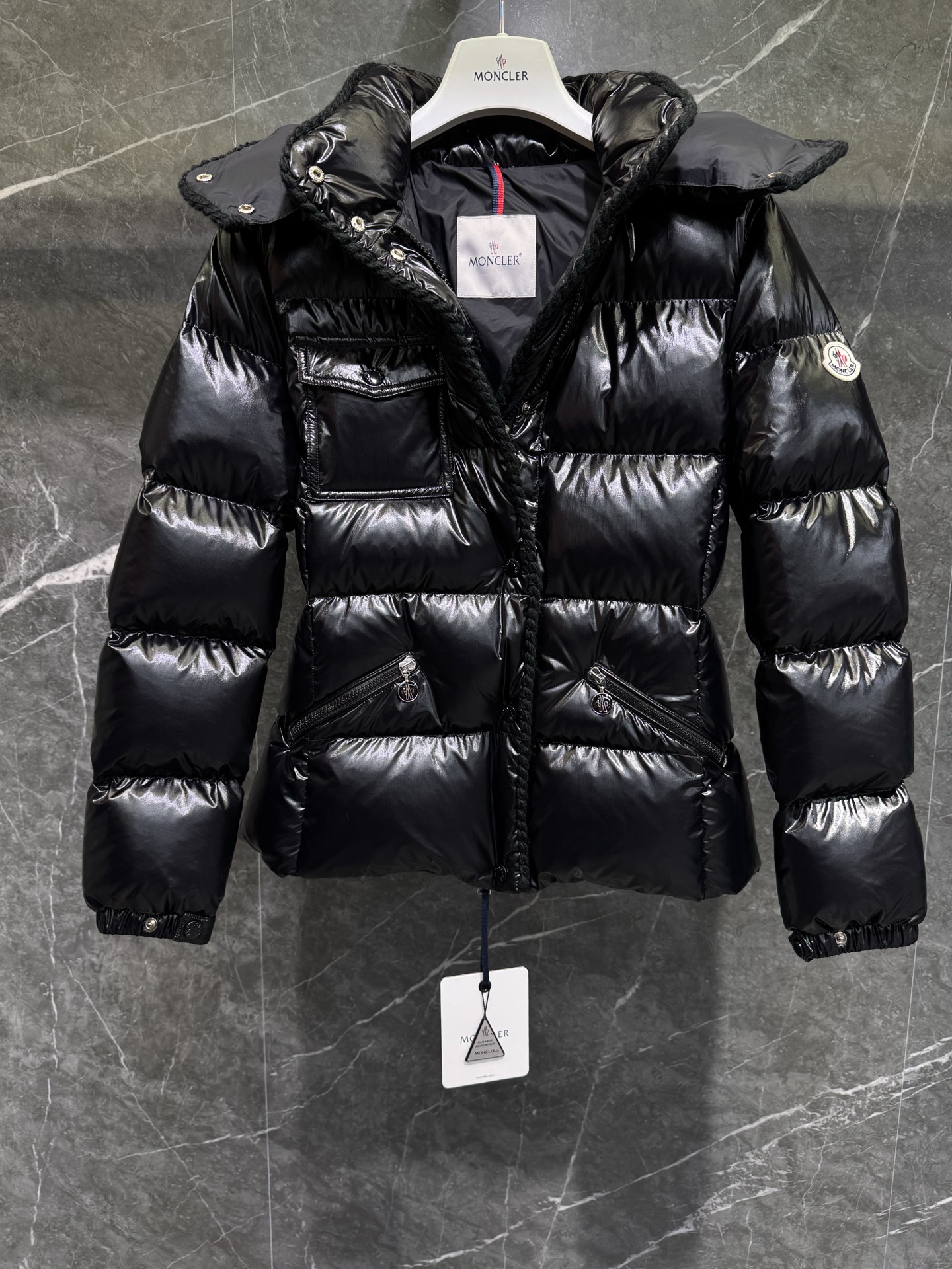 몽클레어 glareins 후드 구스다운 재킷