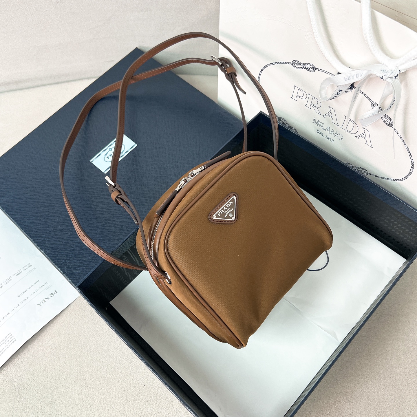 프라다 숄더백 1BC248 14.5*14*10cm