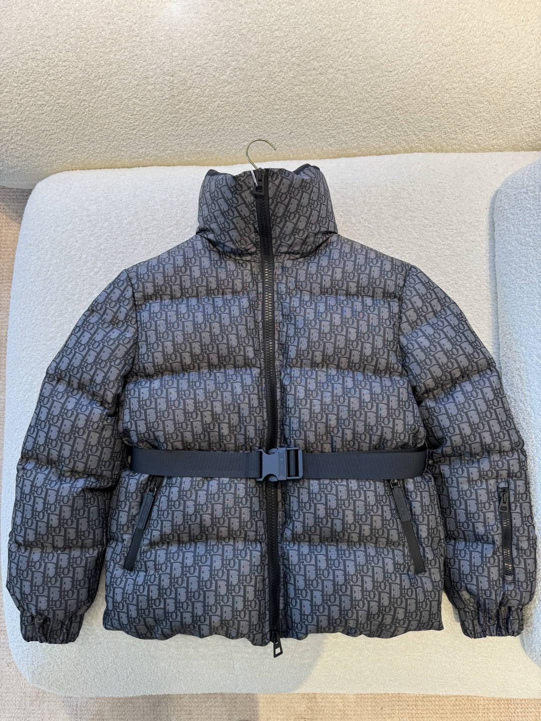 DiorAlps 벨트 푸퍼 재킷