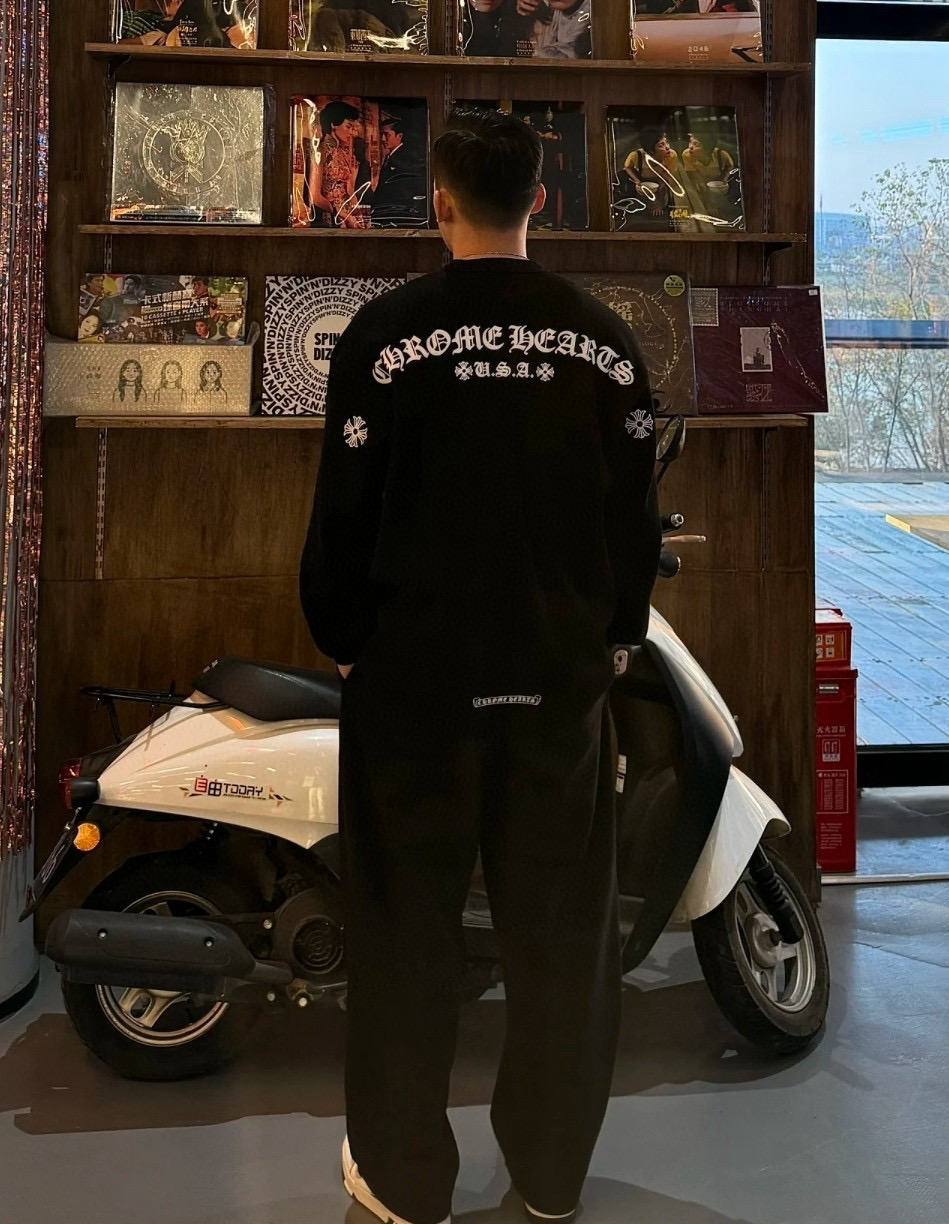 크롬하츠  헨리넥 긴팔 티셔츠