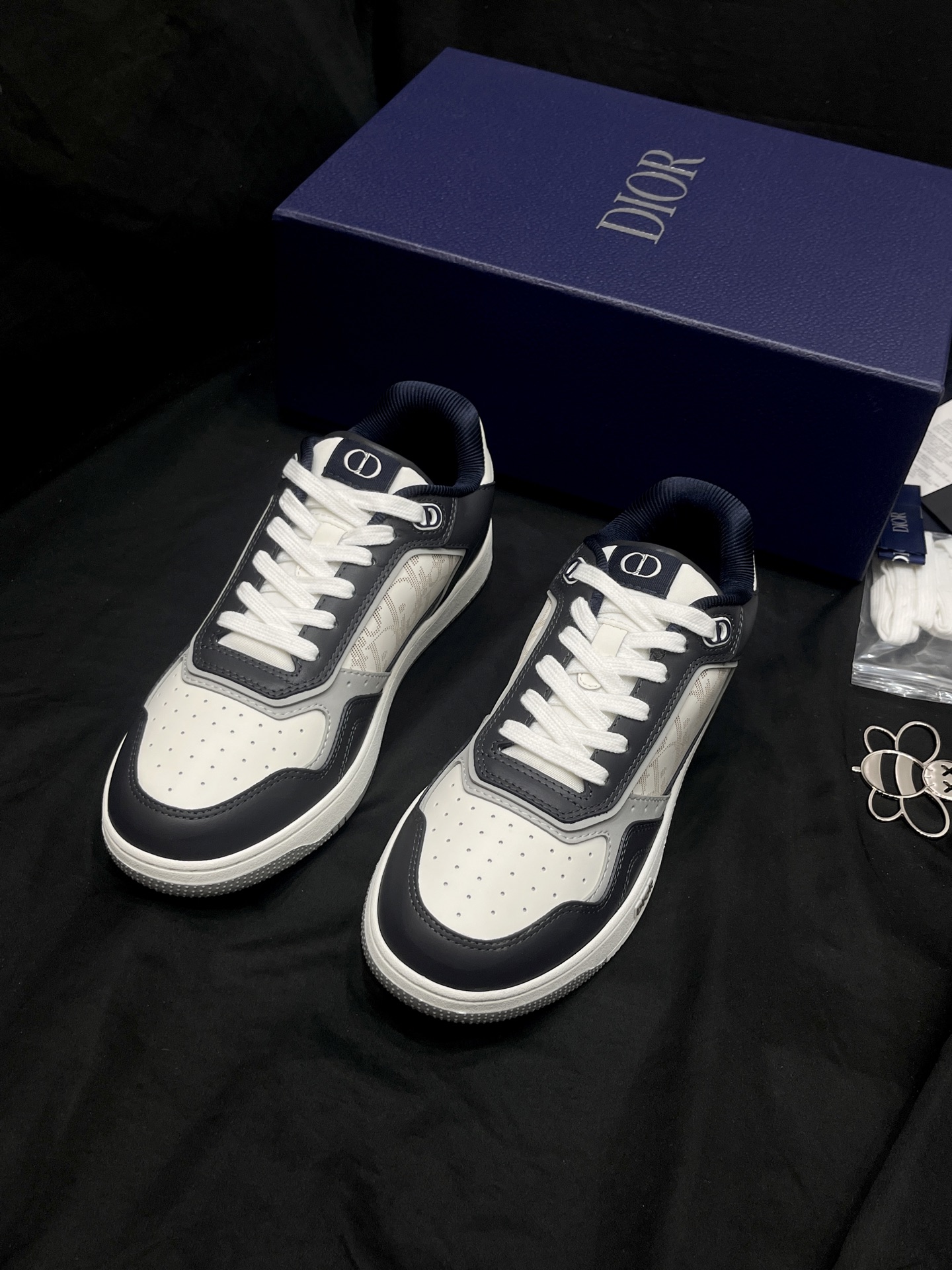 디올 남자 B27 로우탑 스니커즈