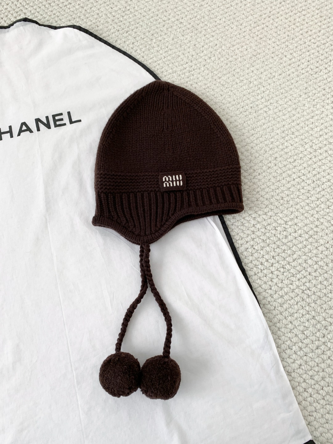 미우미우 캐시미어 모자 5HC324