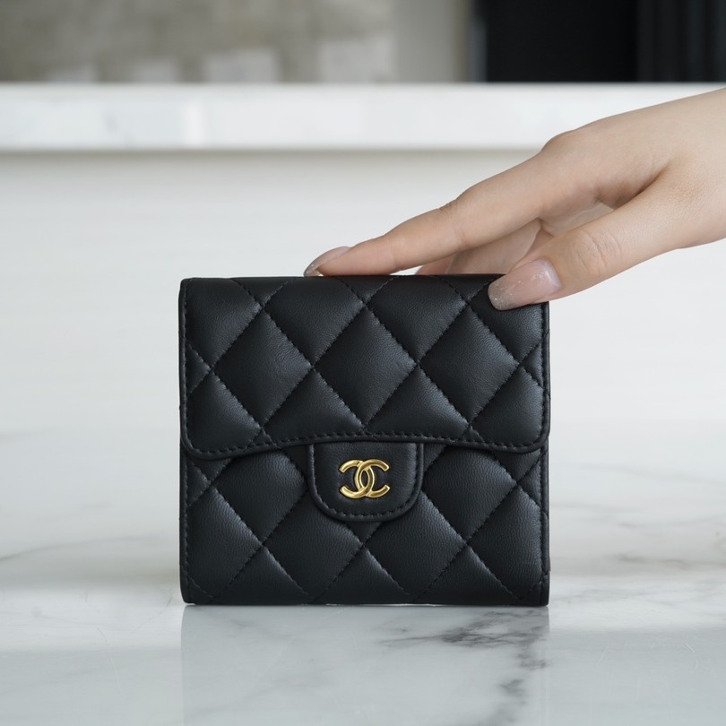 샤❤넬 클래식 반지갑 똑딱이 AP0231  11.5x10.5x3cm