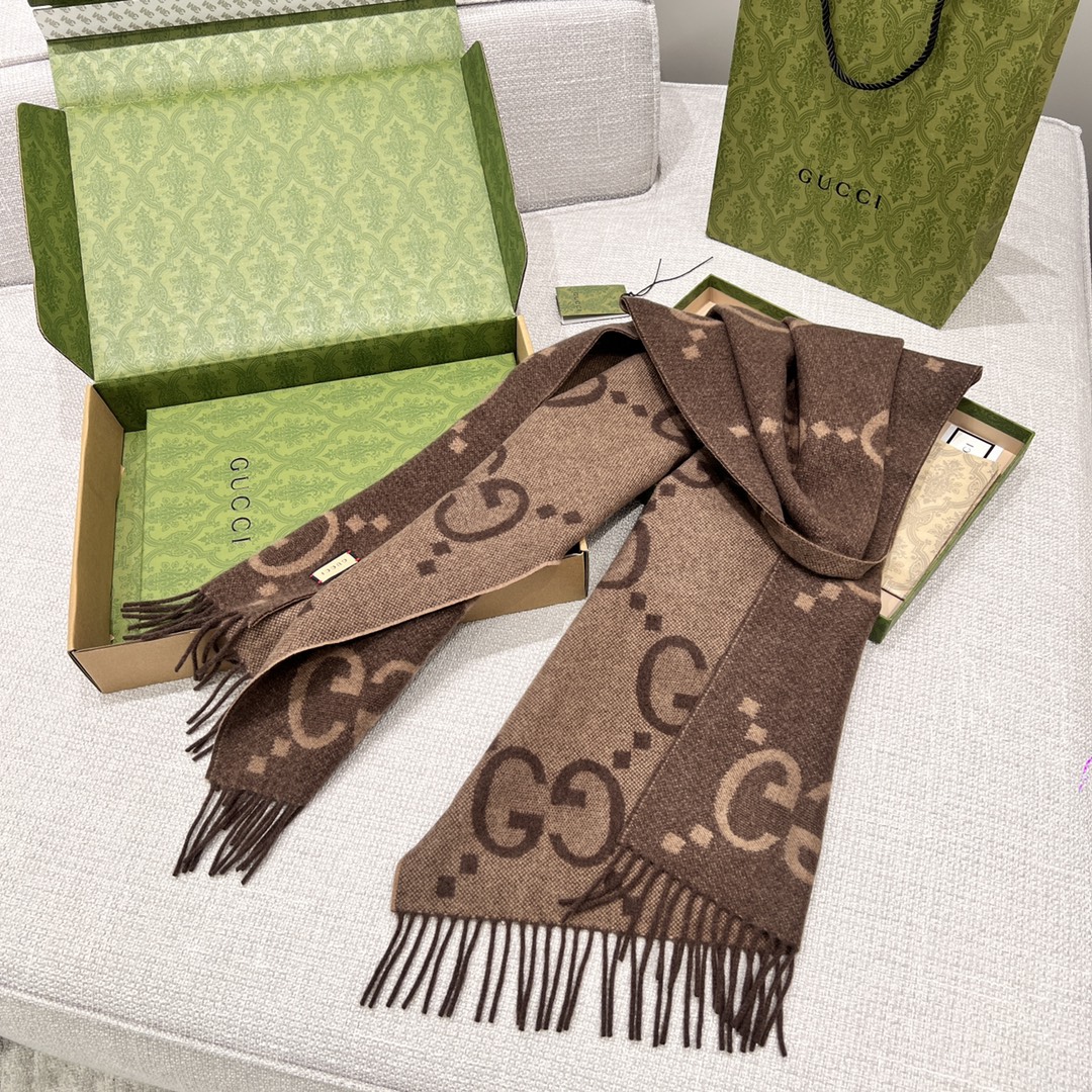 GUCCI  스카프 30*180cm 45*200