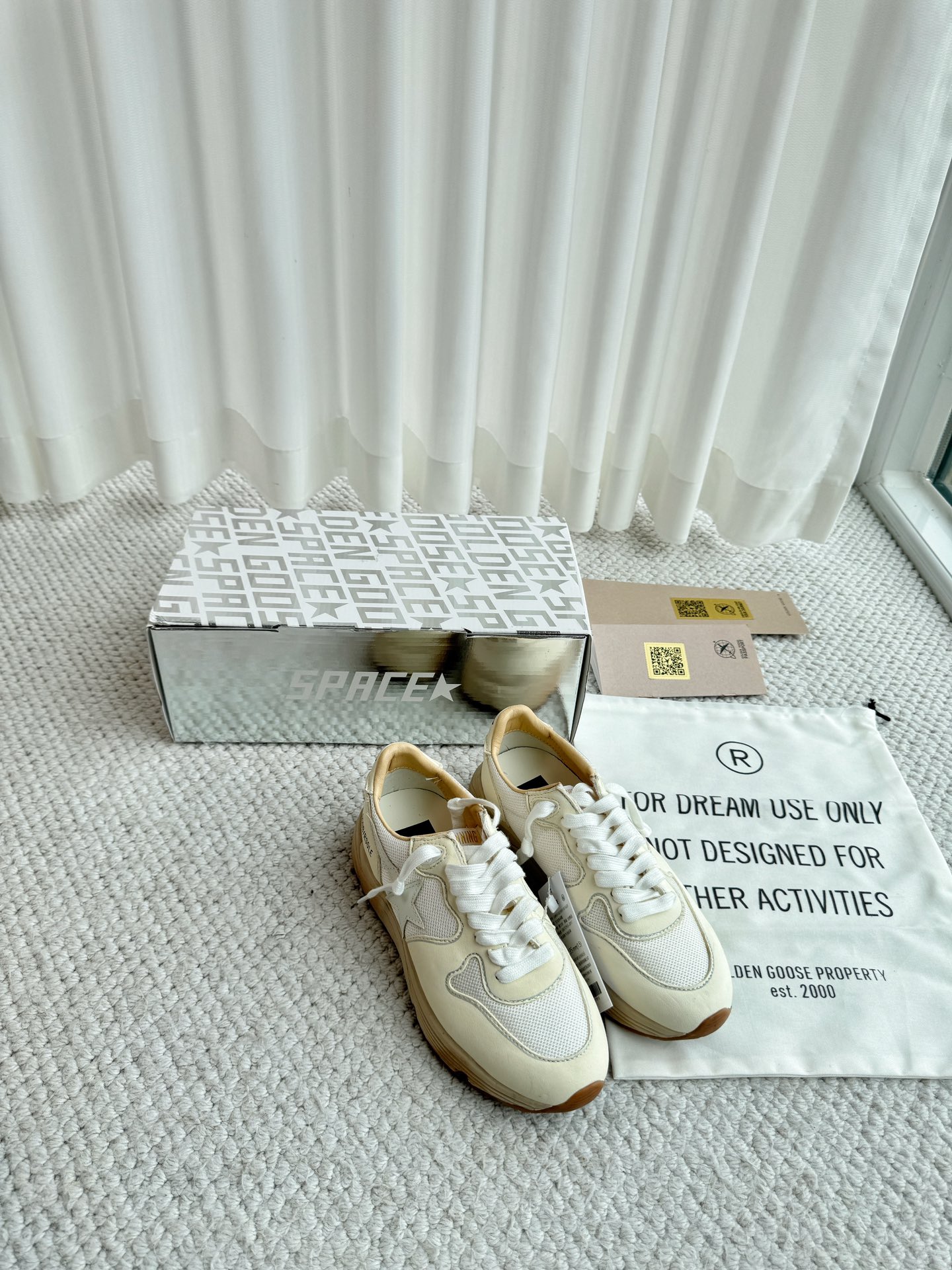 골든구스 메쉬 스웨이드 레더 대드스타 스니커즈