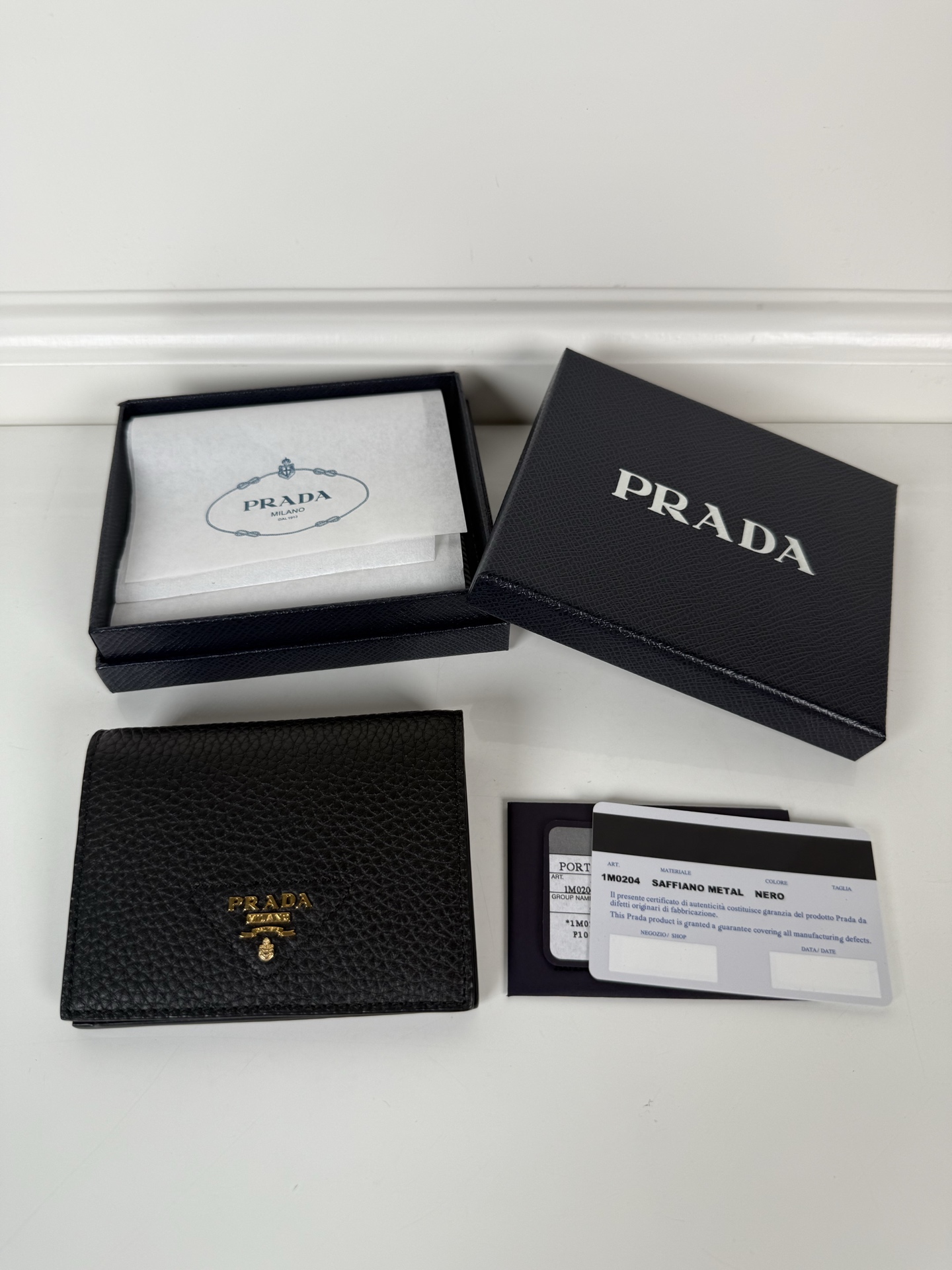 프라다 1M0204 비텔로 무브 반지갑