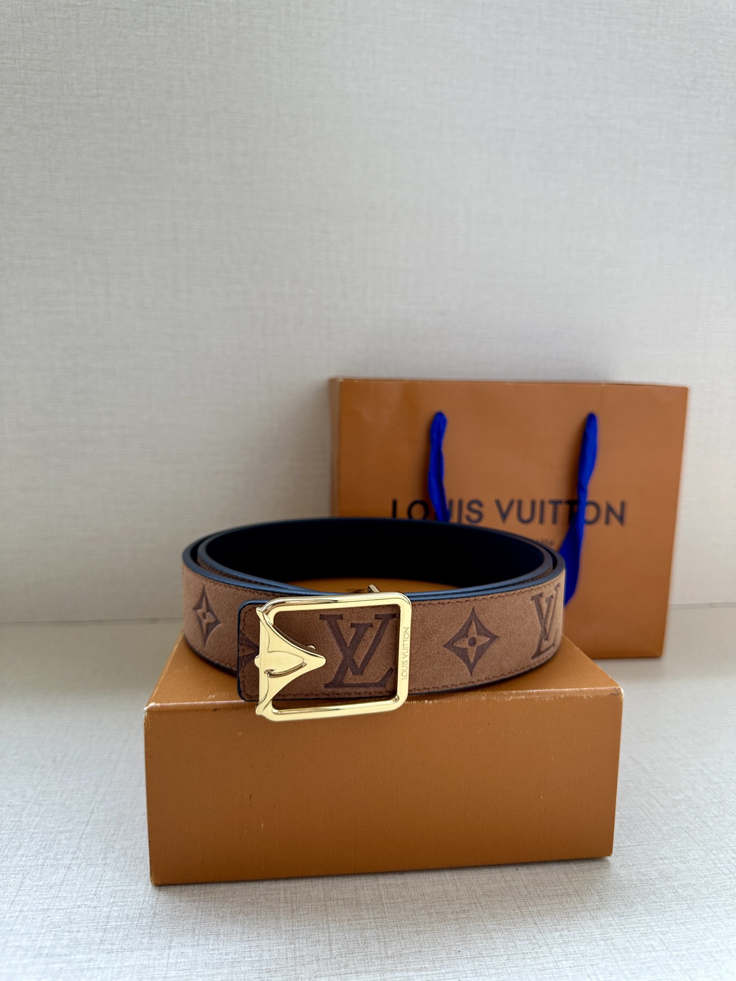 루이비통 벨트 35mm 베니스 M8569