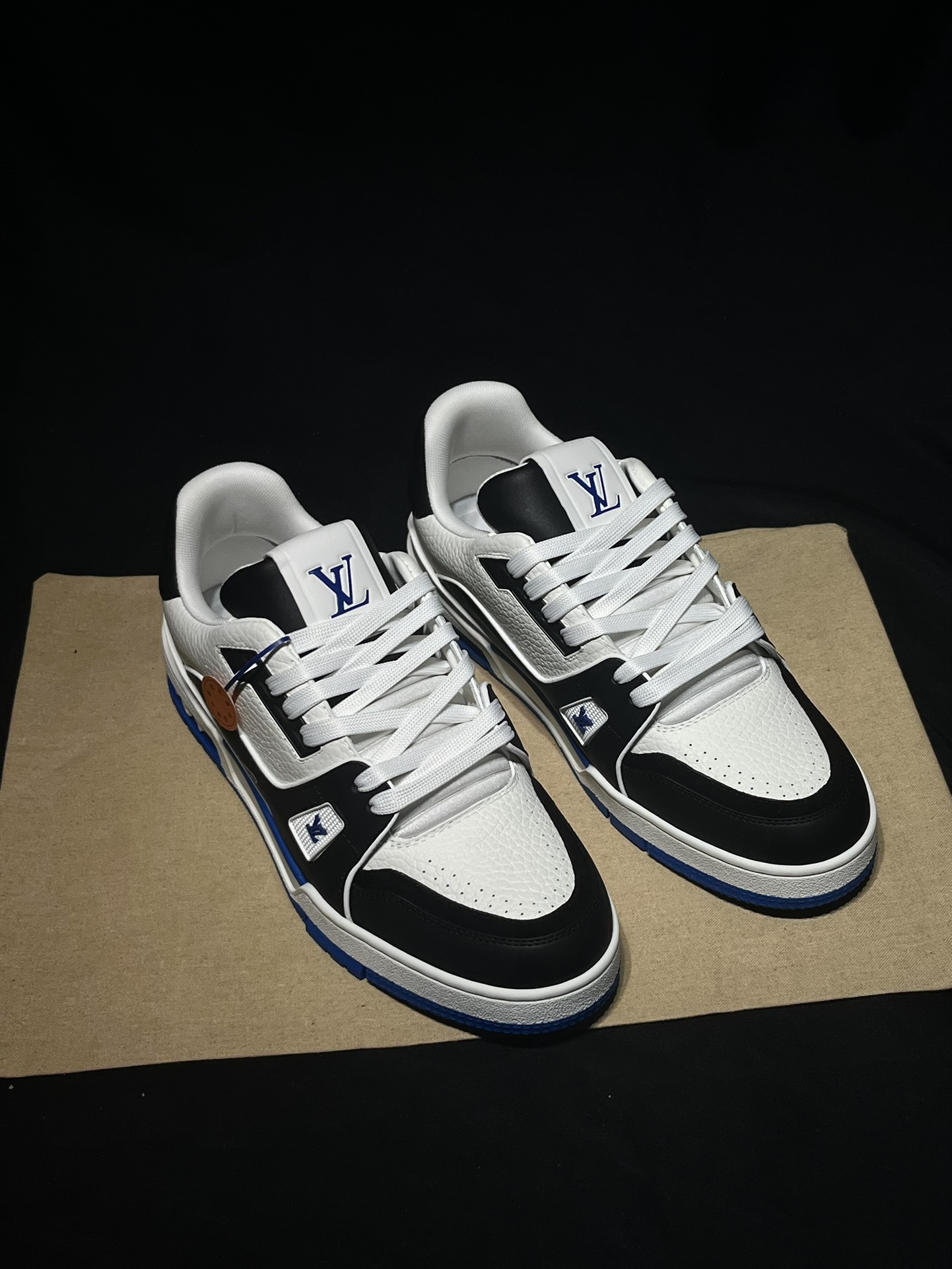 루이비통 LV트레이너